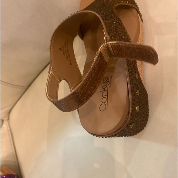 Sandals - Picture 3 of 4